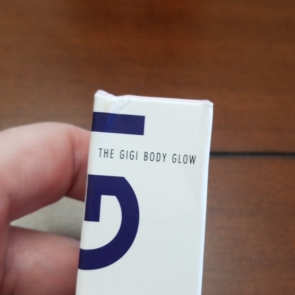 GIGI BODY 🦄 GLOW - Picture 2 of 7